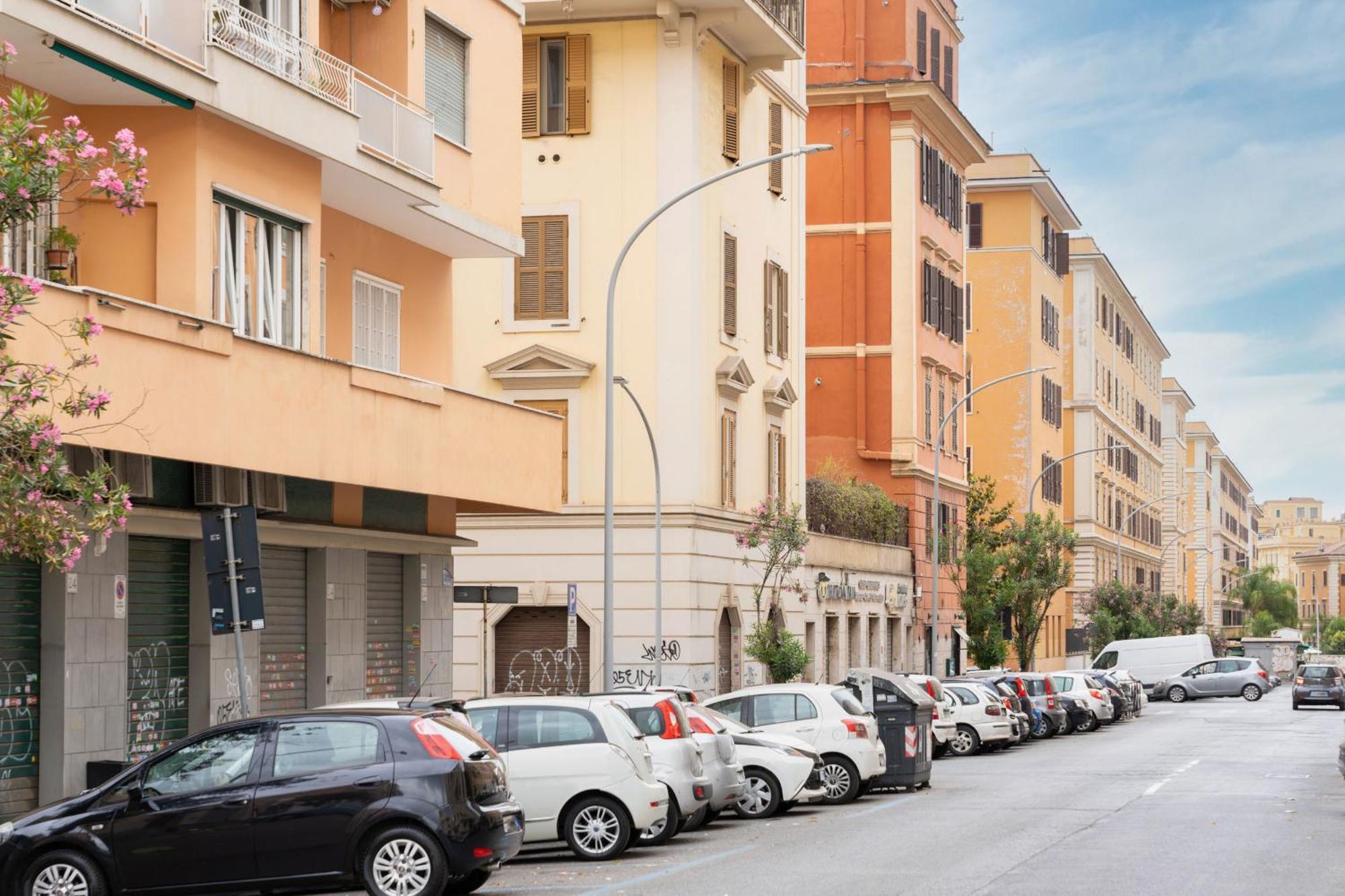 Con 2 E 2 Bagni -san Giovanni- Lägenhet Rom